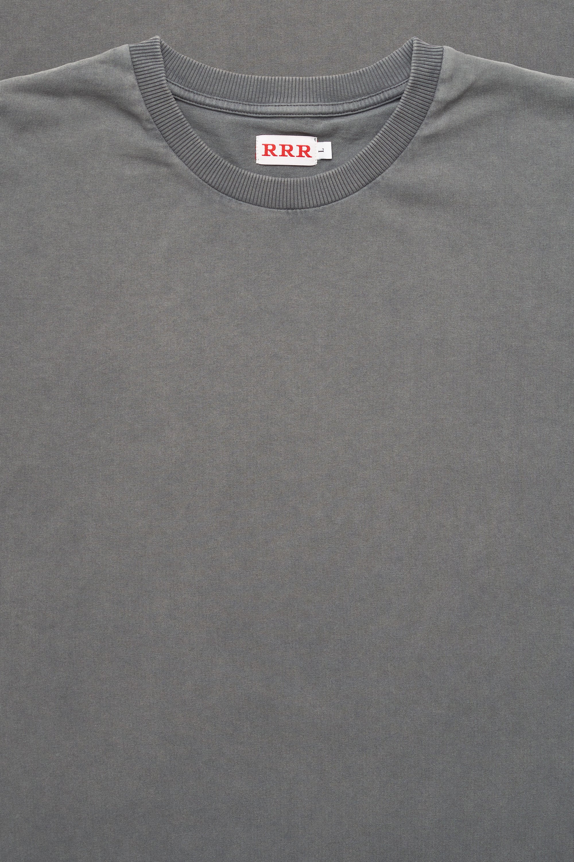 long sleeve t-shirt cuffs fade out wash