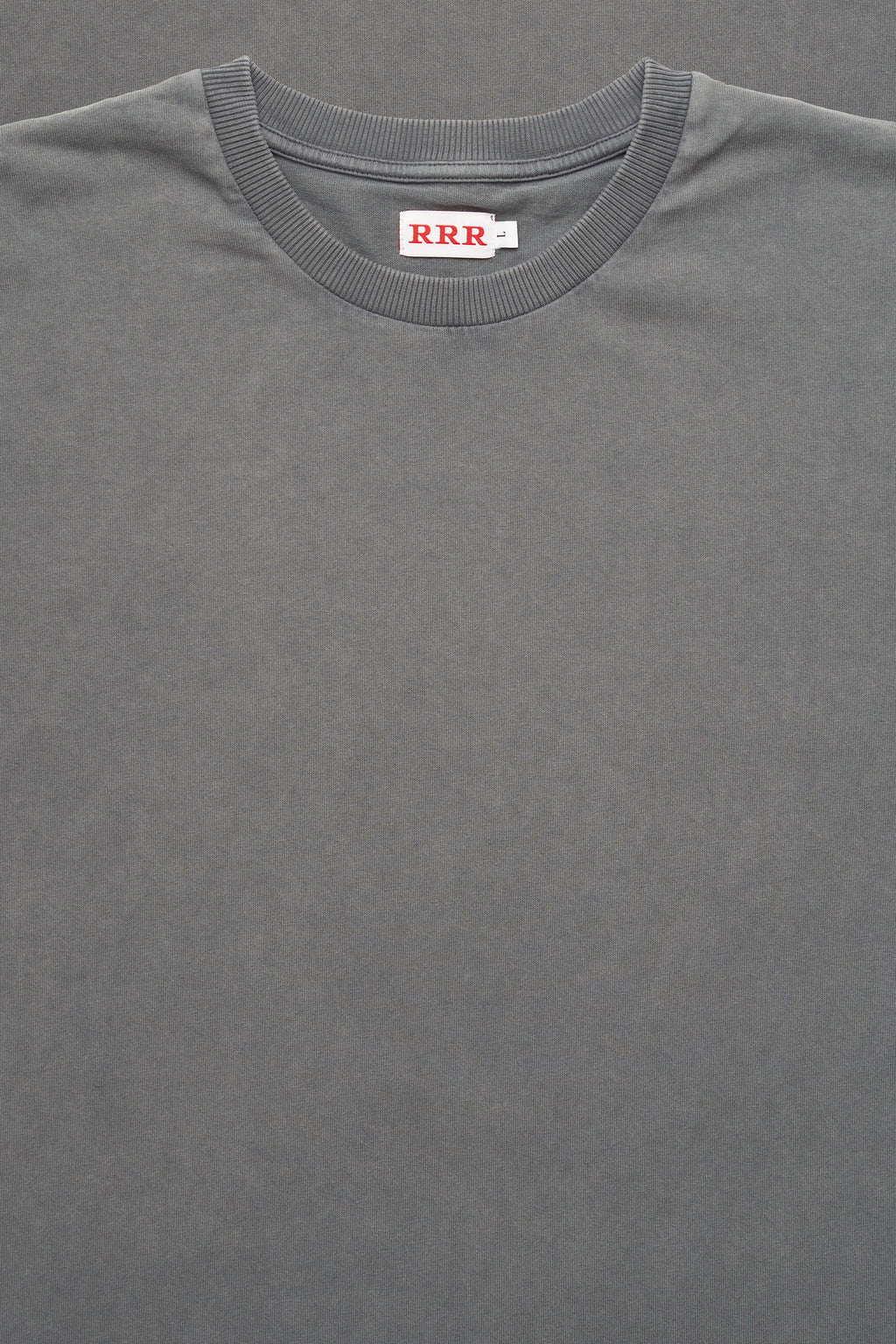 long sleeve t-shirt cuffs fade out wash