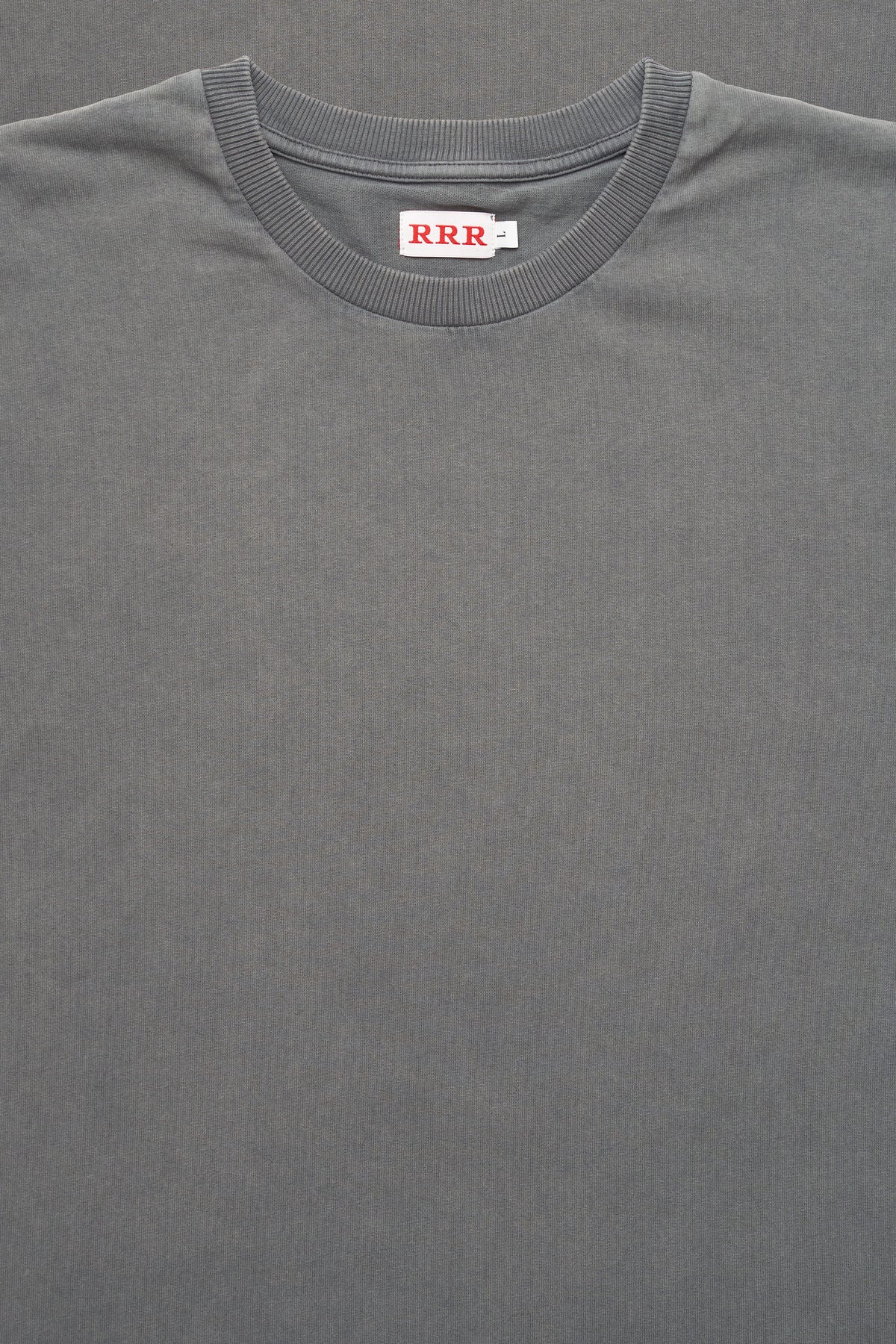 long sleeve t-shirt cuffs fade out wash
